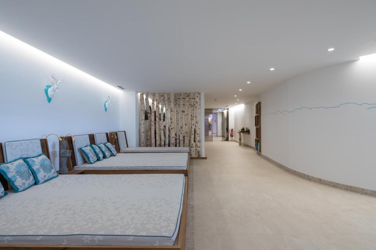 Hotel Albona Nova Zürs エクステリア 写真