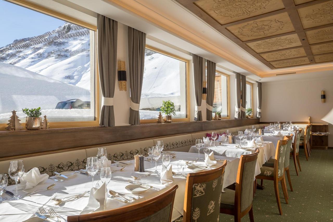 Hotel Albona Nova Zürs エクステリア 写真