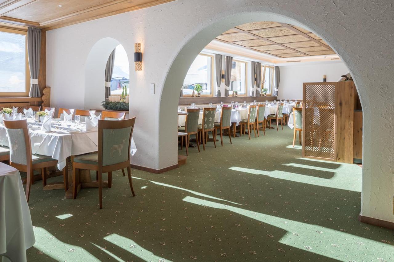 Hotel Albona Nova Zürs エクステリア 写真